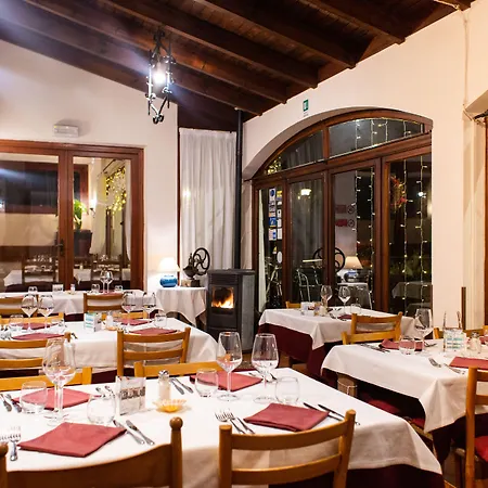 Hotel Ristorante Il Caminetto-2